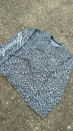 URBAN PREDATOR LONGSLEEVE