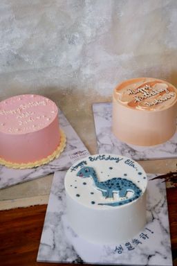 KOREAN BUTTERCREAM PAINTING CAKE