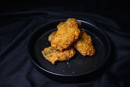 Soy Garlic Fried Chicken Wing (6 pieces)