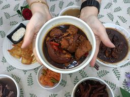 家鄉味卤猪蹄 500g