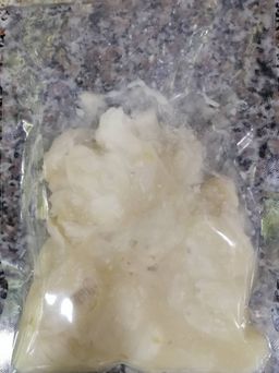Fresh Frozen Durian Belanda Pulps 新鲜冷冻红毛榴莲果肉-RM8/pack