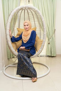 Kurung Songket Tenun Navy Blue