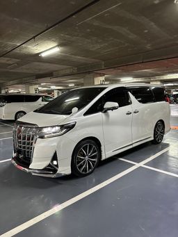 TOYOTA ALPHARD 8 SEATER