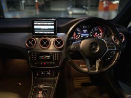 MERCEDES CLA45 4MATIC