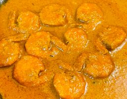 Chingrir (Prawns) Malai Curry