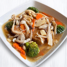 Trio Mushroom Beancurd 三菇豆腐