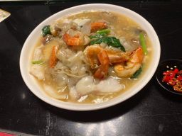 Hor Fun (with Gravy) 河粉 