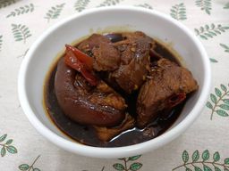 家鄉味卤猪蹄 500g