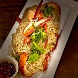 7th Mile’s ‘Live’ Boston Lobster Beehoon - 450-550g