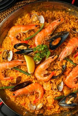 Paella Valenciana (pic: Large)