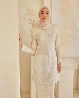  ALYSIA LACE KURUNG - NUDE
