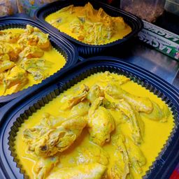 Ayam Lemak Cili Padi 