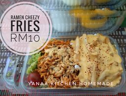 RAMEN CHEEZY FRIES