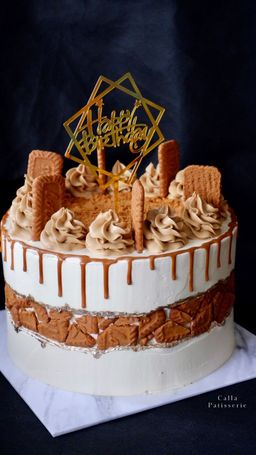 LOTUS BISCOFF CAKE
