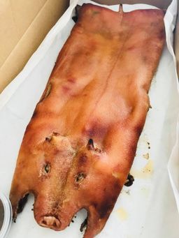 ROASTED PIGLET 沙皮猪 - $181