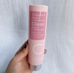 YOZO Clean Remove Exfoliating Gel