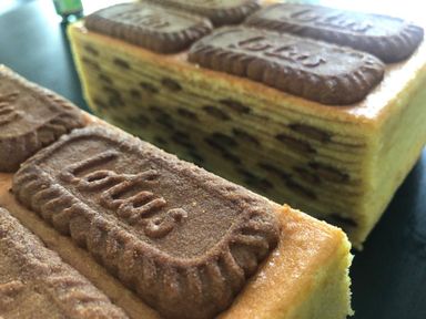 KEK LAPIS BISCOFF