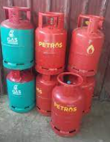 14 KG GAS CYLINDER WITH GAS