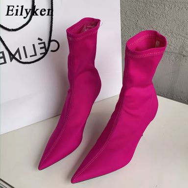 Ladies boots