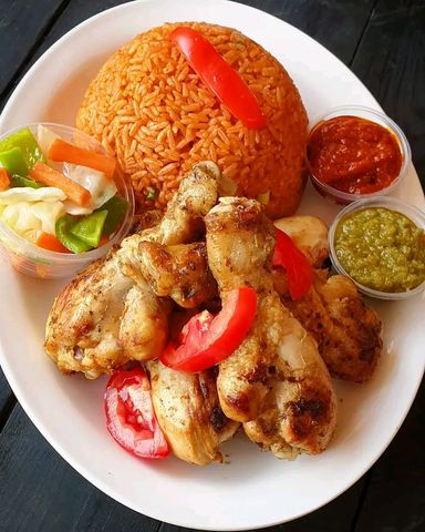 Jollof Rice with grilled chicken 