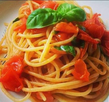 Spaghetti tomato 