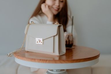 Ohanna Chain Bag (Beige)