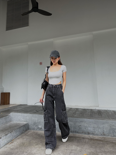 DENIM CARGO PANTS (Dark-Washed)