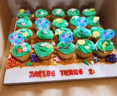 Specialty Cupcakes (12) 