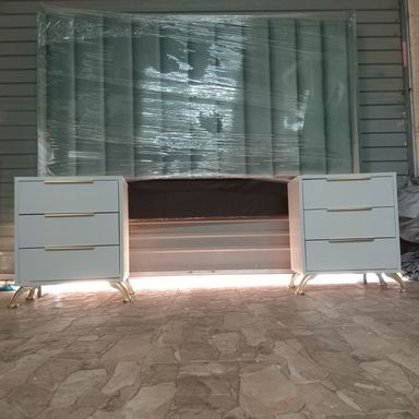 Pedestals 