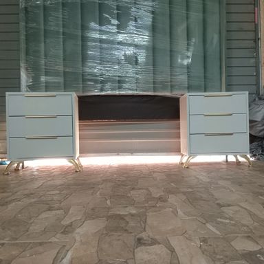 Pedestals 