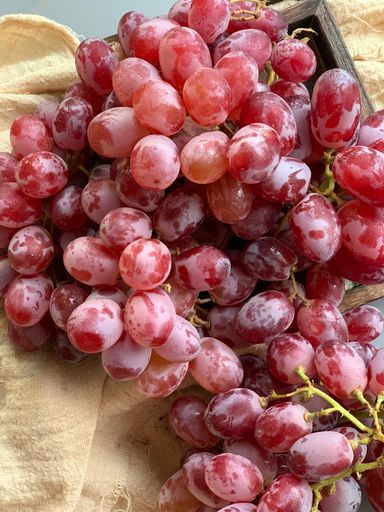 Red Seedless Grapes