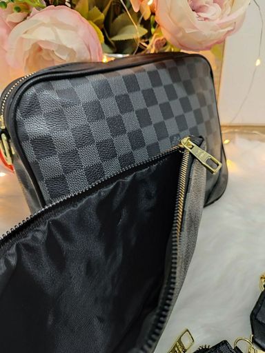 LV sling bag  3in1