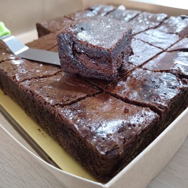 Ovomaltine Stuffed brownies