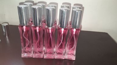 T&R PERFUME OILS 