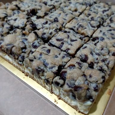 Cookie Dough Cheesecake Bars 