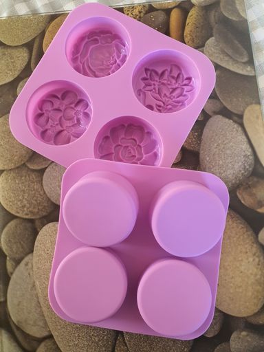 4 Cavity Round 3D Flower Pattern Silicone Soap Mould