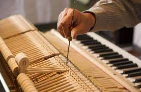 Piano tuner