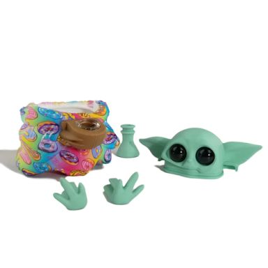 BABY YODA SILICONE WATER PIPE