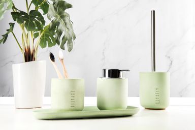 Bathroom set - Four Pieces - Light Green