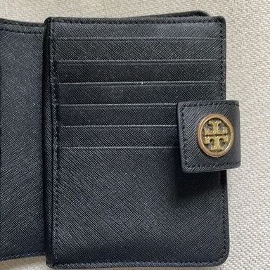 Bifold Medium Wallet