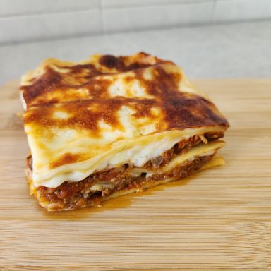 Beef Lasagna (Frozen)