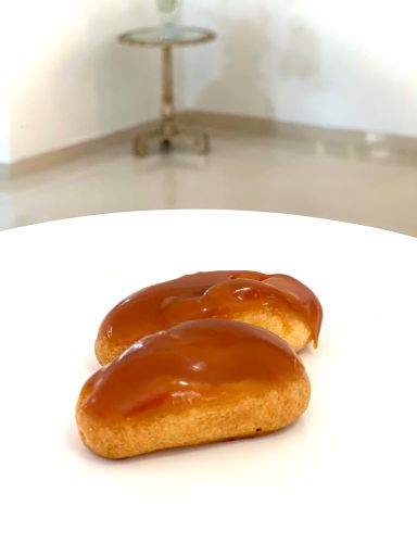 Mini Salted Caramel Eclairs (Pack of 04)