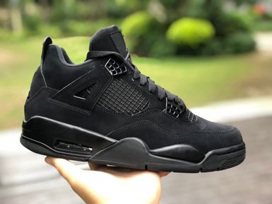 Air Jordan 4 Retro ‘Black Cat’