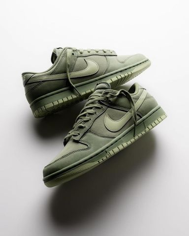 Nike Dunk Low Premium 'Oil Green,'