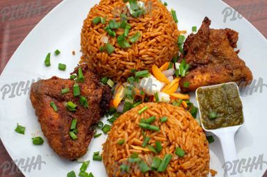 Jollof Rice x Grilled Chicken Wings (4pcs)