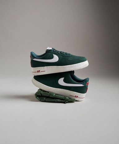 Très Bien - Nike Air Force