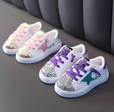 Star Pattern Sequined Sneakers