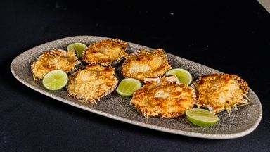 Conchitas a la Parmesana