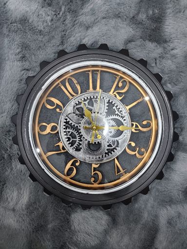 Vintage Design Wall Clock