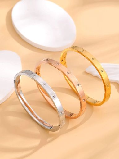 1pc Trendy Clasp Bangle Bracelet